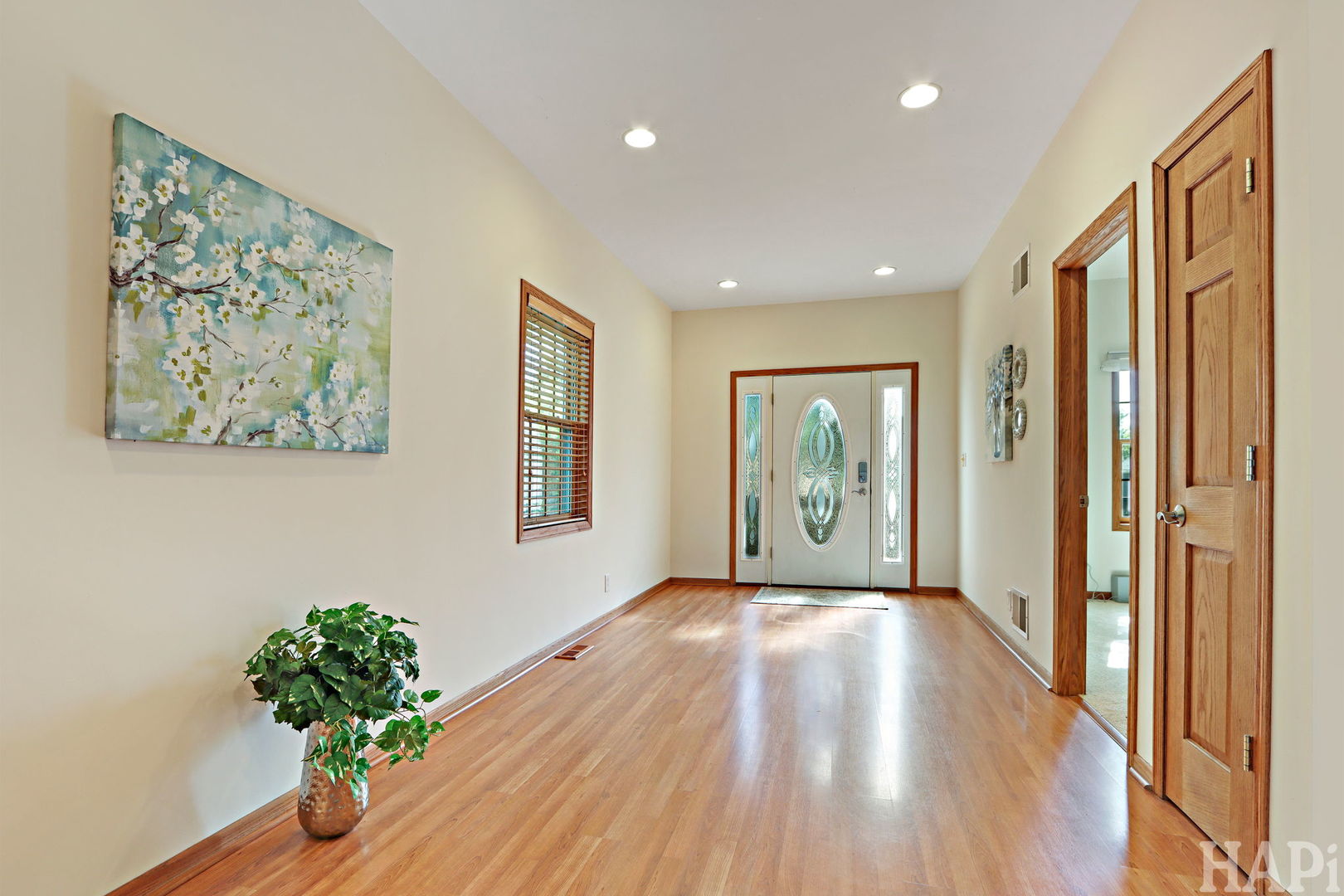 9 Lakeside Lane, Fox Lake, IL 60020