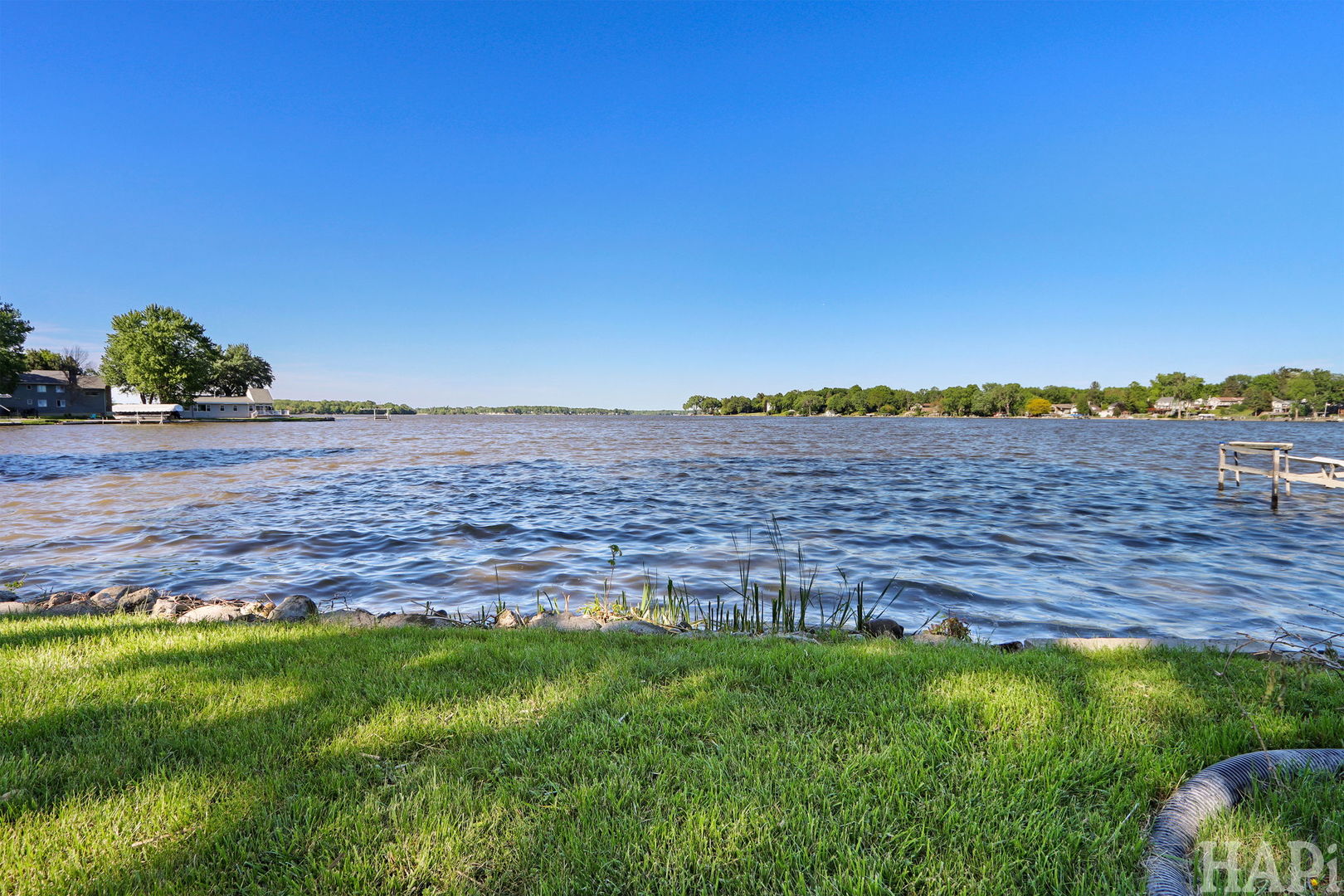 9 Lakeside Lane, Fox Lake, IL 60020