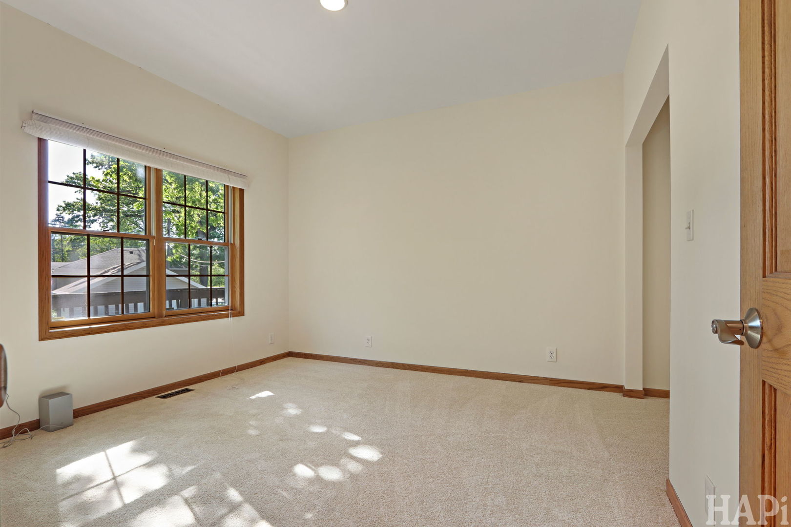 9 Lakeside Lane, Fox Lake, IL 60020