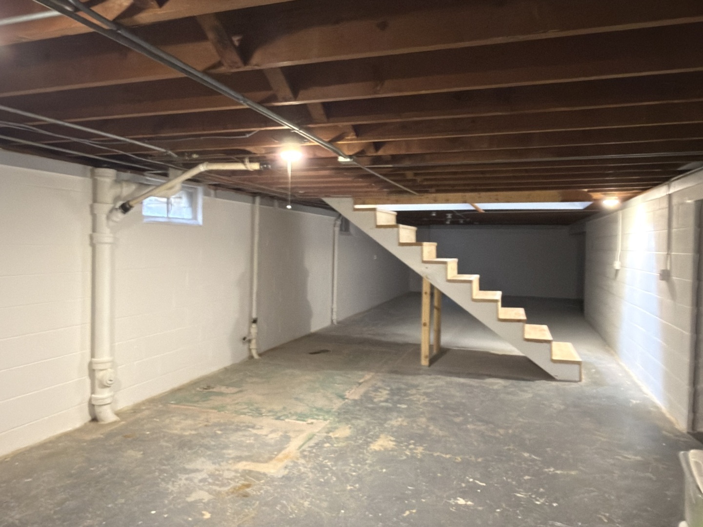 910 Catherine Street, Joliet, IL 60435