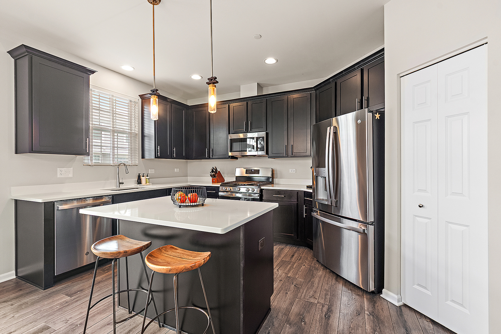 12705 W Waveland Court, Homer Glen, IL 60491