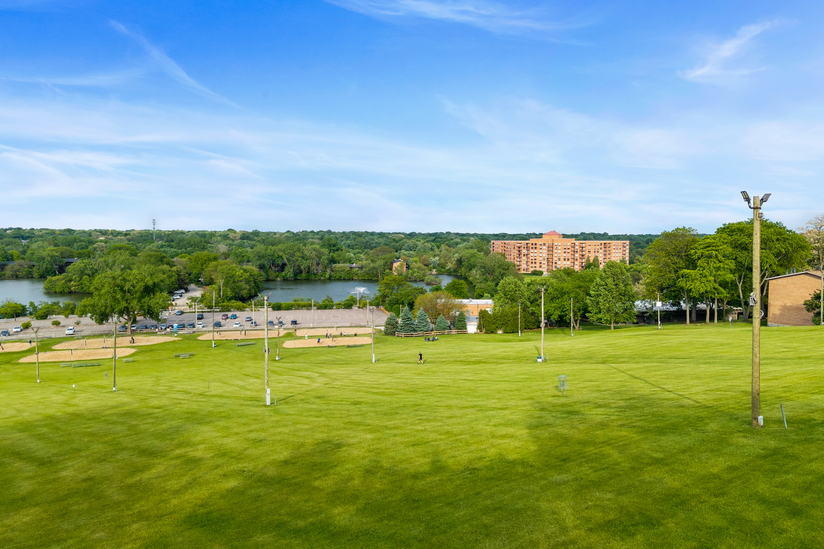 6010 Oakwood Drive #6A, Lisle, IL 60532