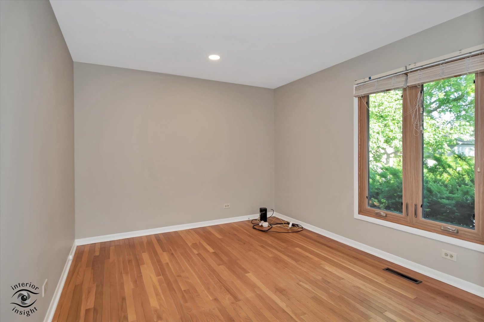 1130 Laureli Circle, Naperville, IL 60540