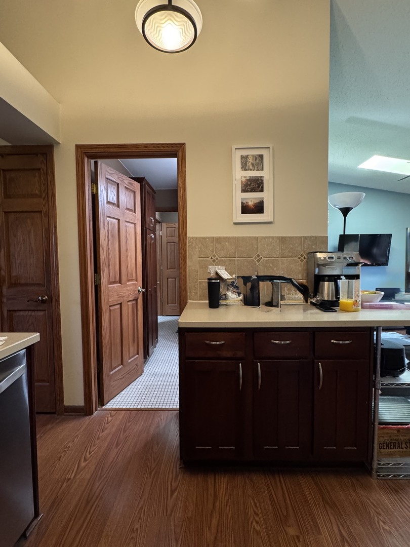 5 Cedar Court #18, Vernon Hills, IL 60061