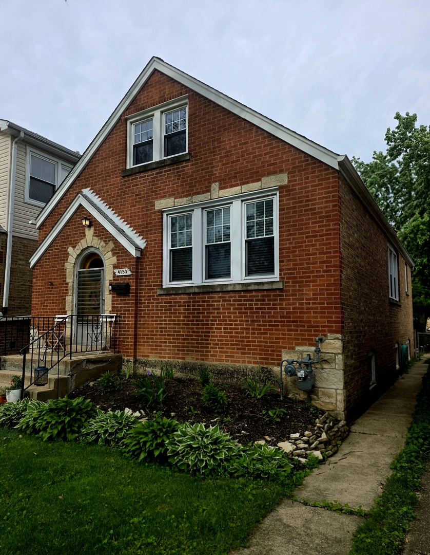 4153 Elm Avenue, Brookfield, IL 60513
