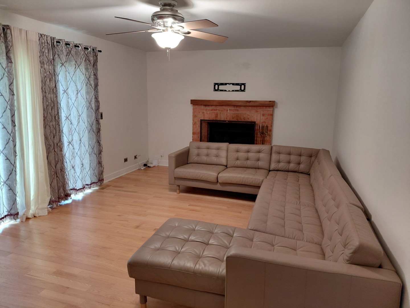 530 Eagle Ridge Lane, Algonquin, IL 60102