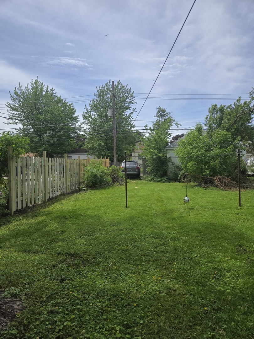 1112 Hartrey Avenue, Evanston, IL 60202