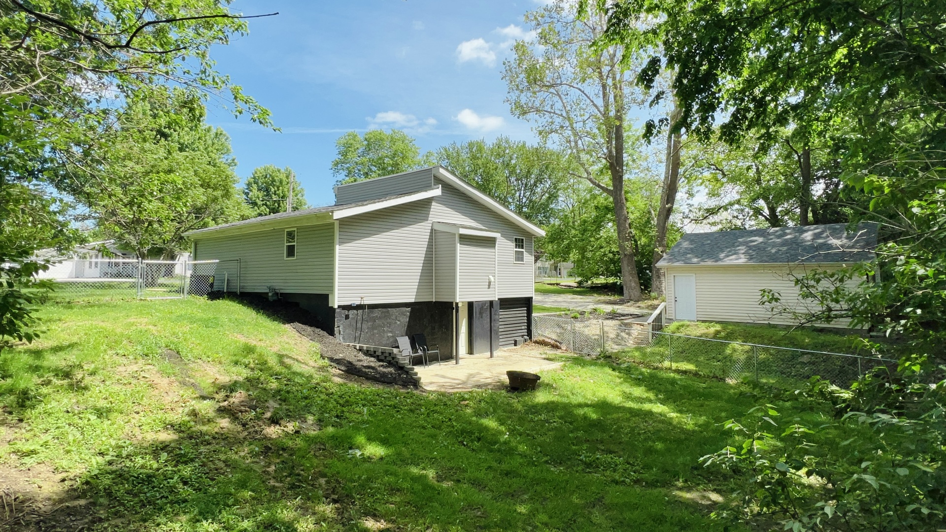207 Hillman Street, Washington, IL 61571
