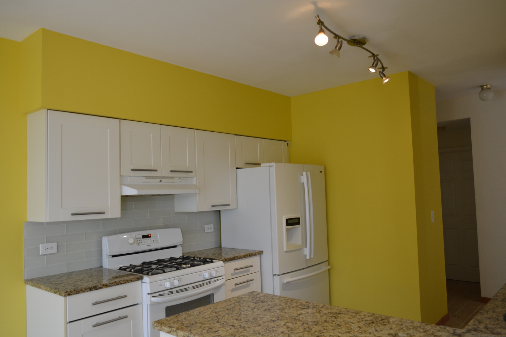 494 W Parkside Drive, Palatine, IL 60067