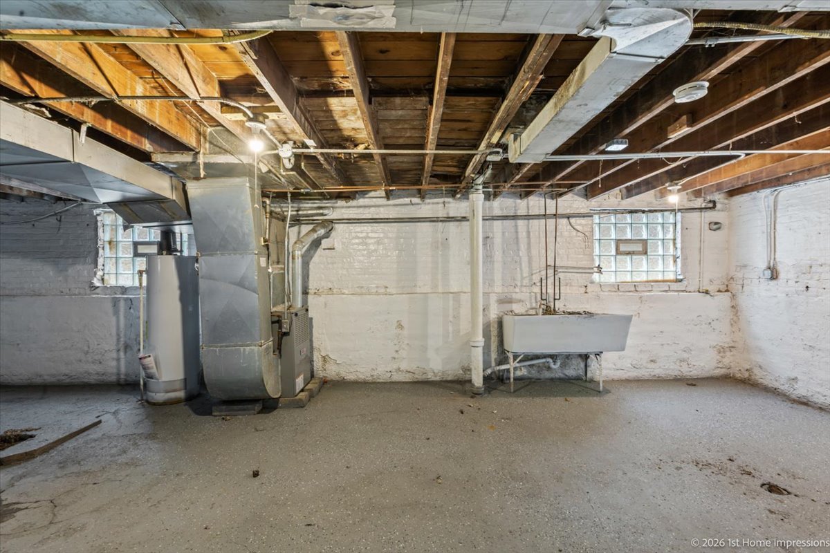 6228 S Fairfield Avenue, Chicago, IL 60629