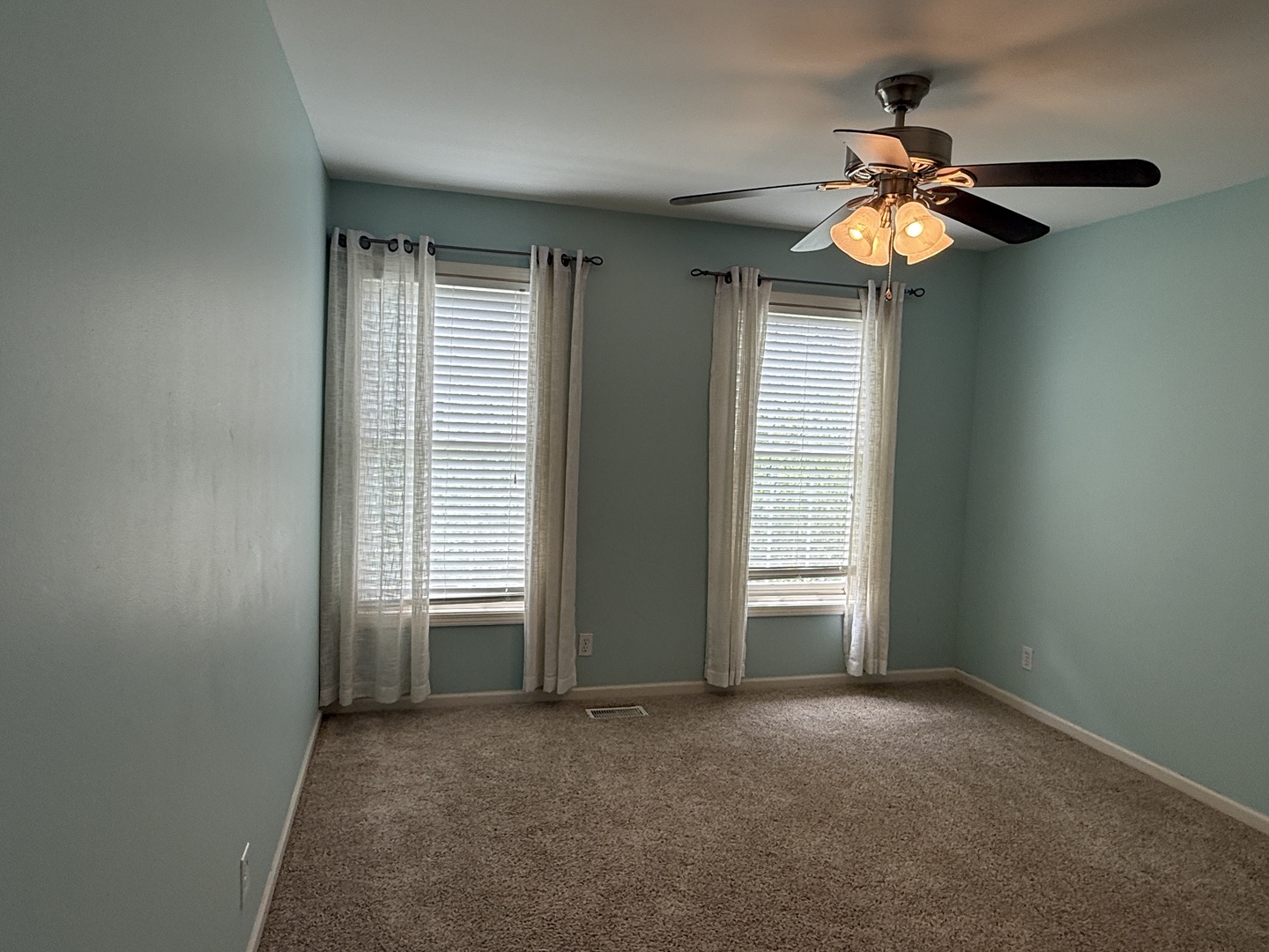 N551 W Weaver Circle, Geneva, IL 60134