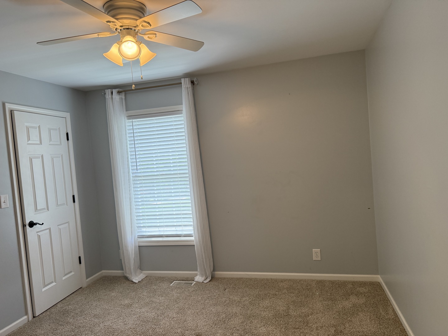 N551 W Weaver Circle, Geneva, IL 60134