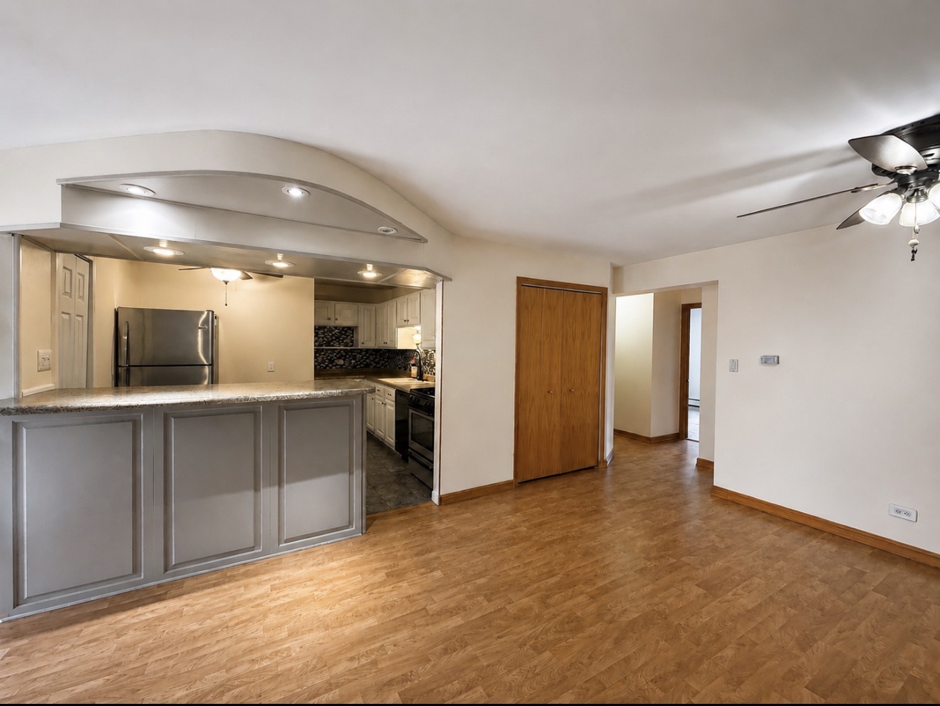 5324 Waterbury Drive #1505, Crestwood, IL 60418