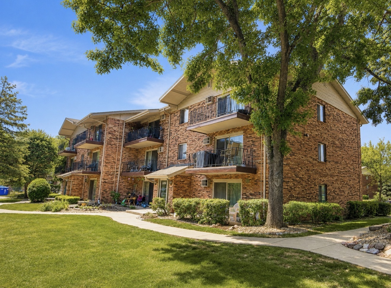 5324 Waterbury Drive #1505, Crestwood, IL 60418