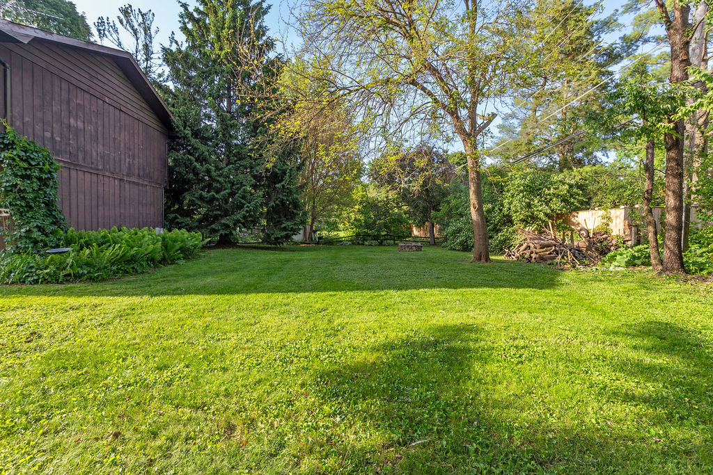 2100 59th Streets, Downers Grove, IL 60516