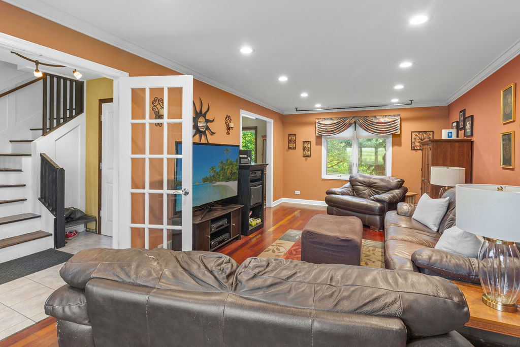 2100 59th Streets, Downers Grove, IL 60516