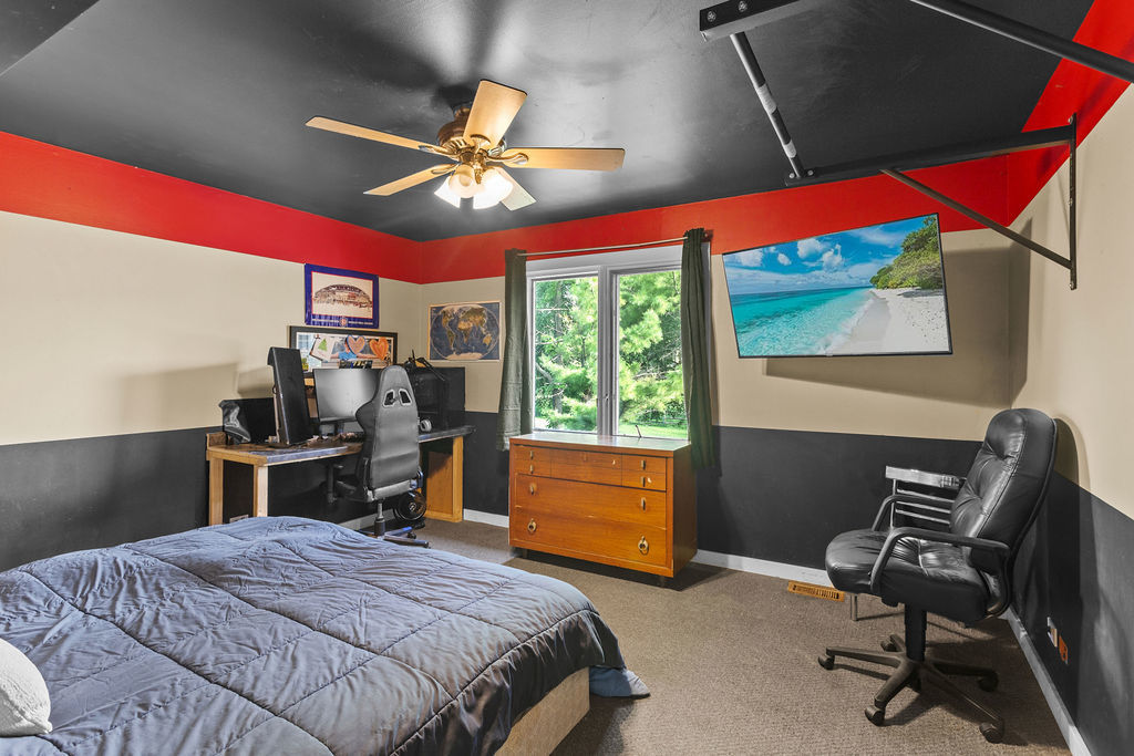 2100 59th Streets, Downers Grove, IL 60516