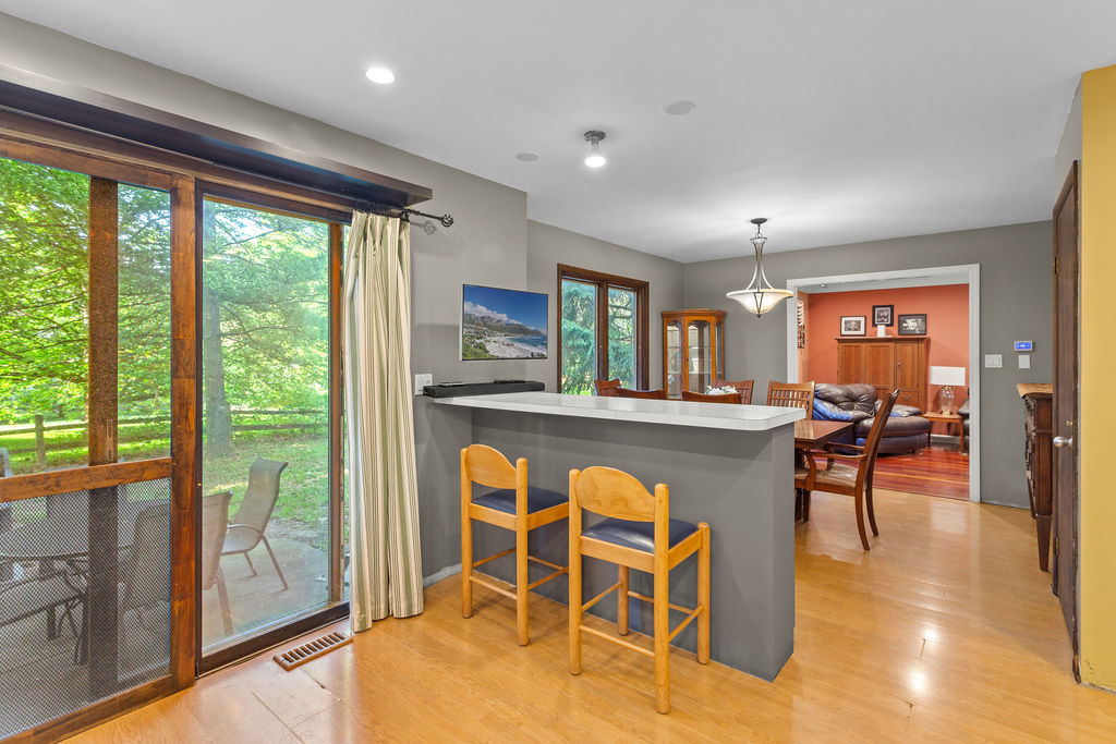 2100 59th Streets, Downers Grove, IL 60516