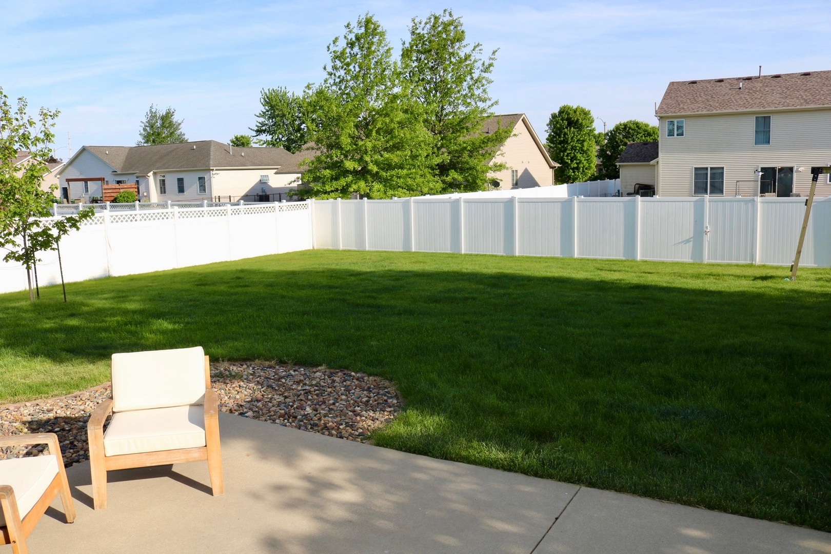 305 Prairieview Drive, Hudson, IL 61748