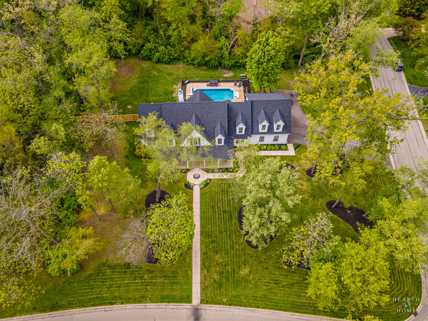 5901 Whiting Drive, McHenry, IL 60050