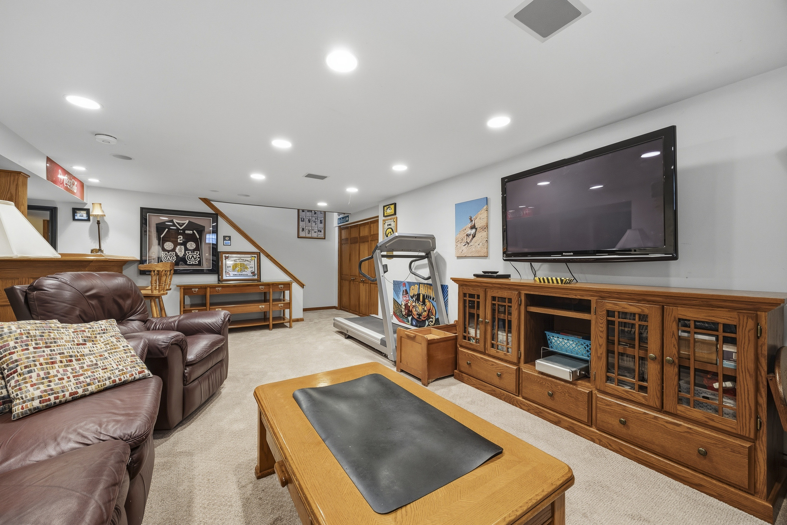 27W231 Bolles Avenue, Winfield, IL 60190