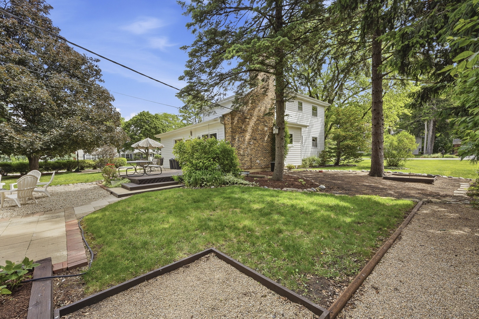 27W231 Bolles Avenue, Winfield, IL 60190