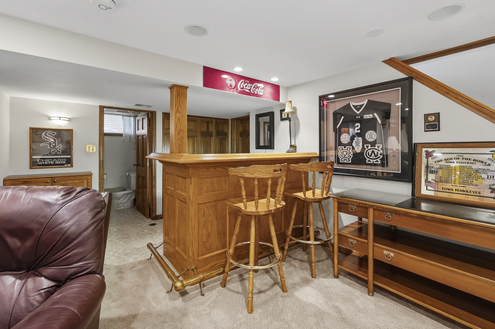 27W231 Bolles Avenue, Winfield, IL 60190