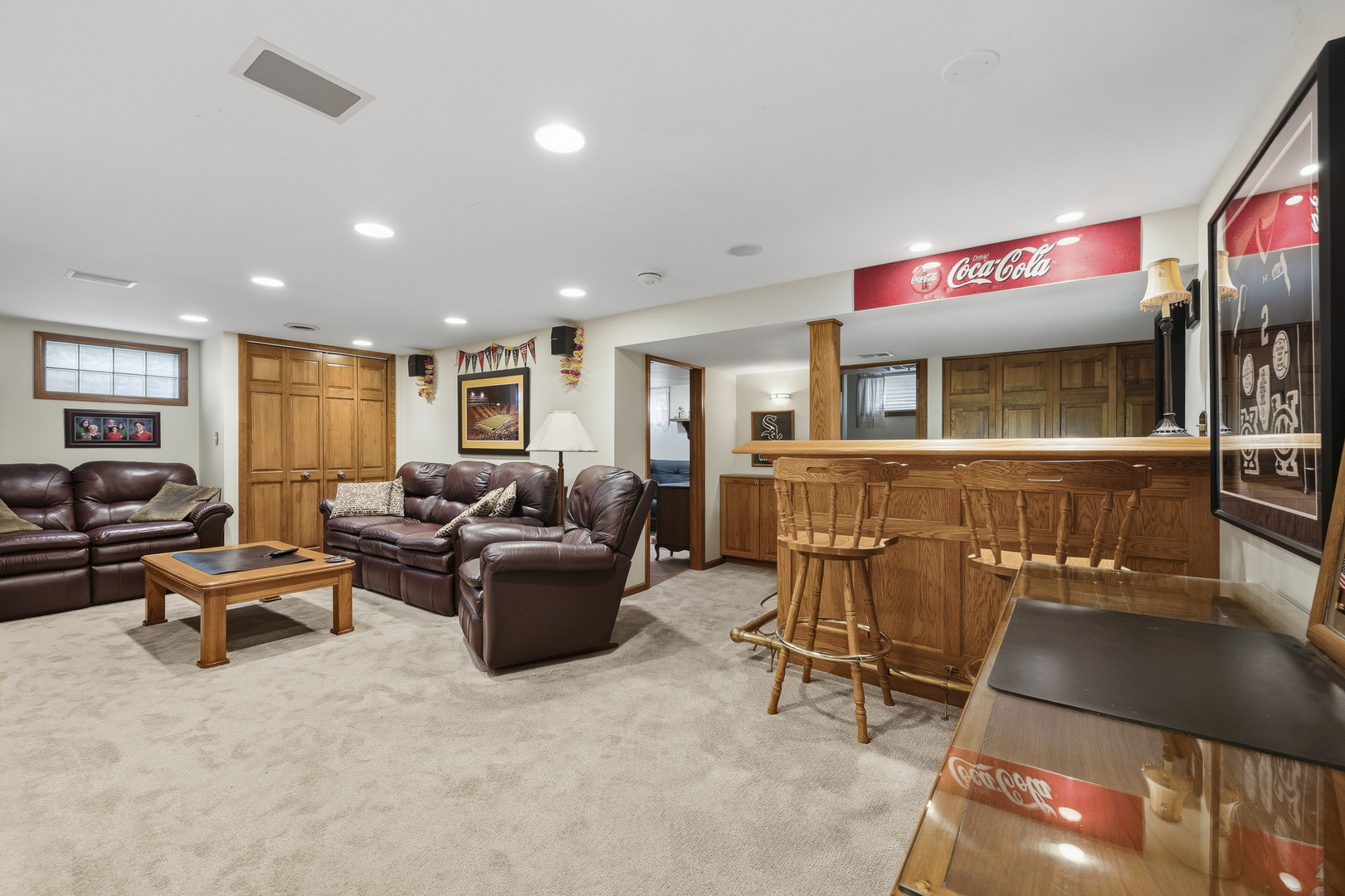27W231 Bolles Avenue, Winfield, IL 60190