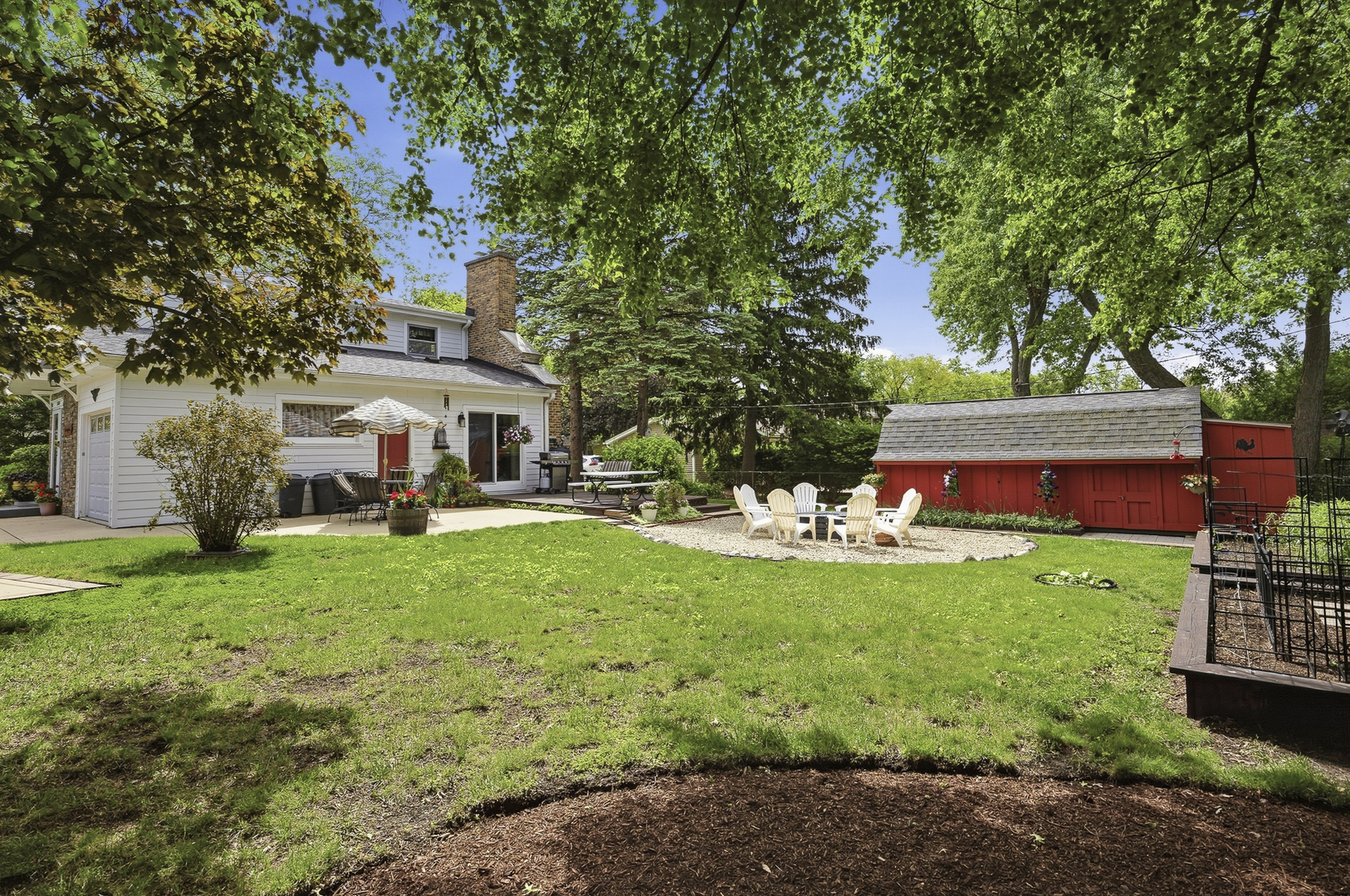 27W231 Bolles Avenue, Winfield, IL 60190