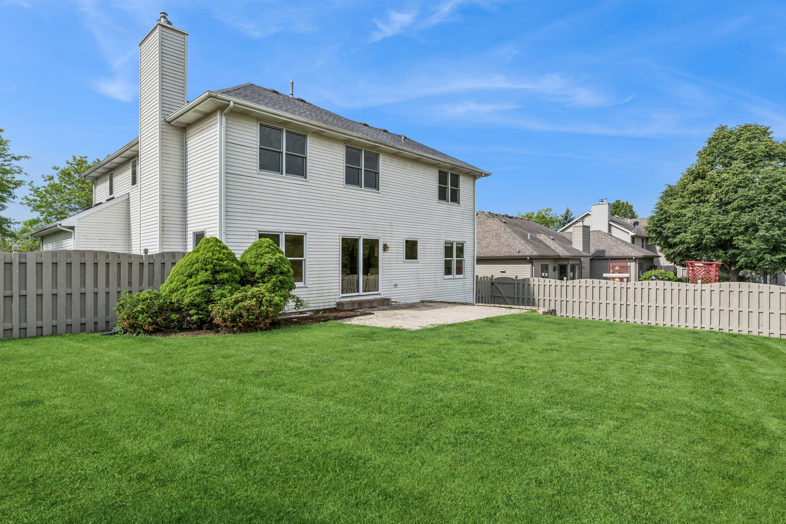 615 Wood Creek Drive, Antioch, IL 60002