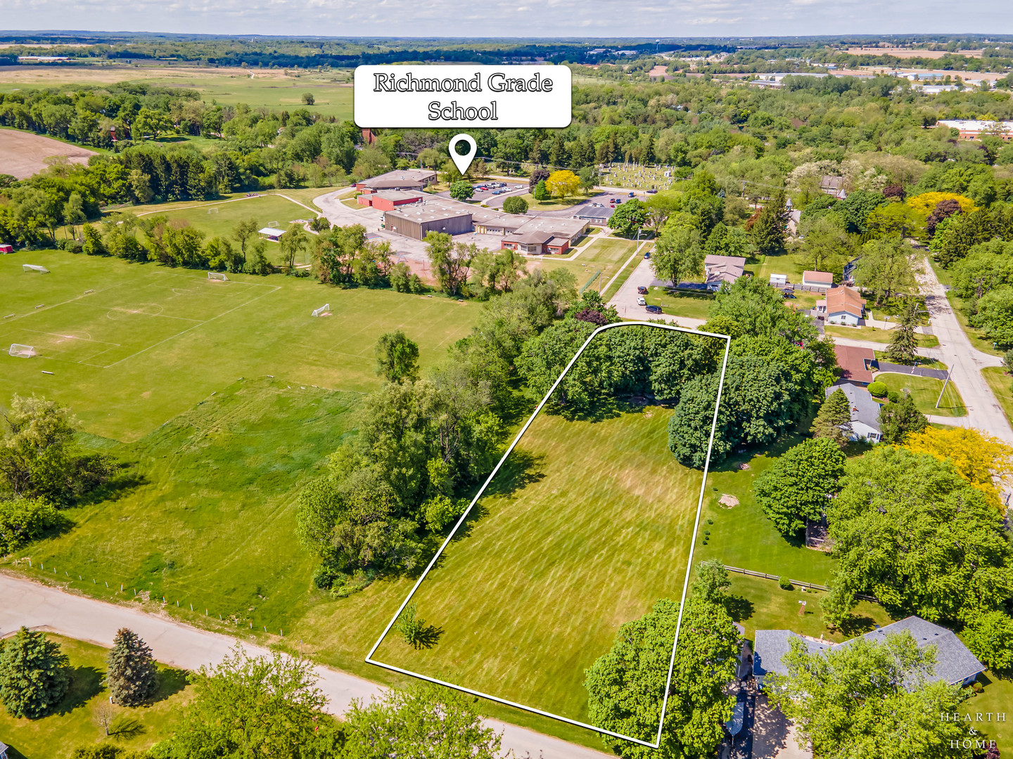 10218 Mcconnell Street, Richmond, IL 60071