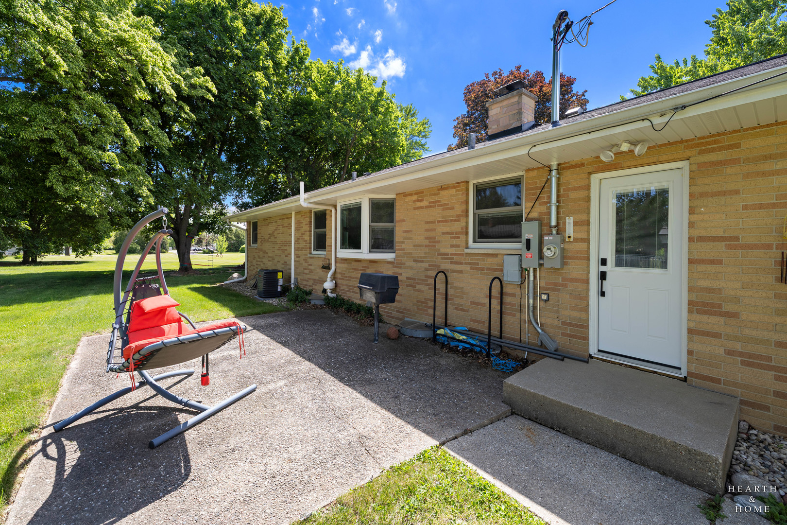 10218 Mcconnell Street, Richmond, IL 60071