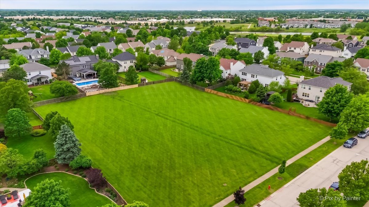 730 Charismatic Drive, Oswego, IL 60543