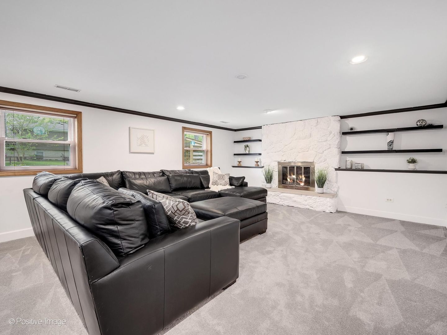 7724 Knottingham Lane, Downers Grove, IL 60516