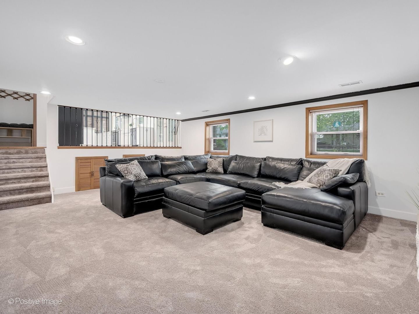 7724 Knottingham Lane, Downers Grove, IL 60516