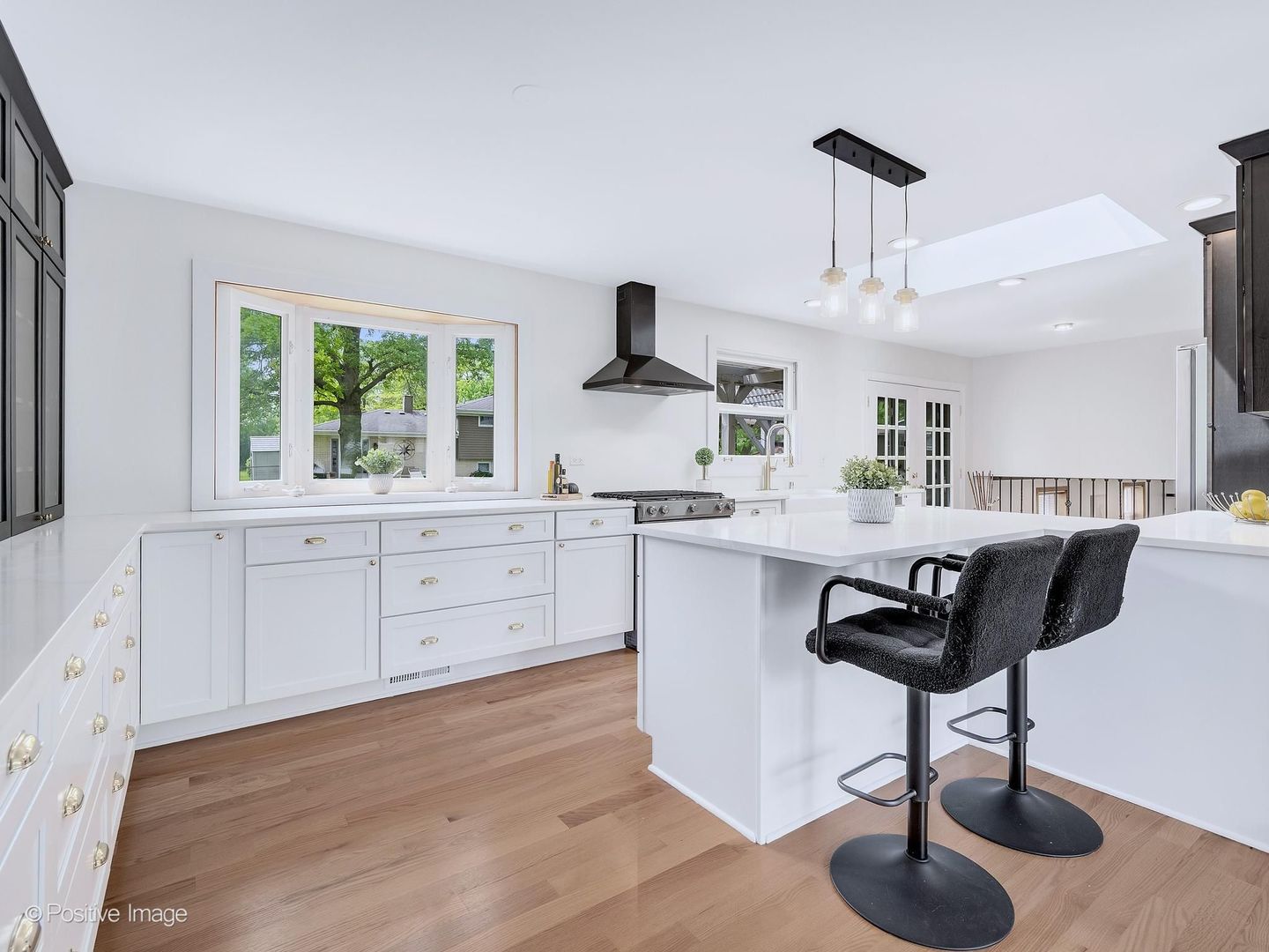 7724 Knottingham Lane, Downers Grove, IL 60516