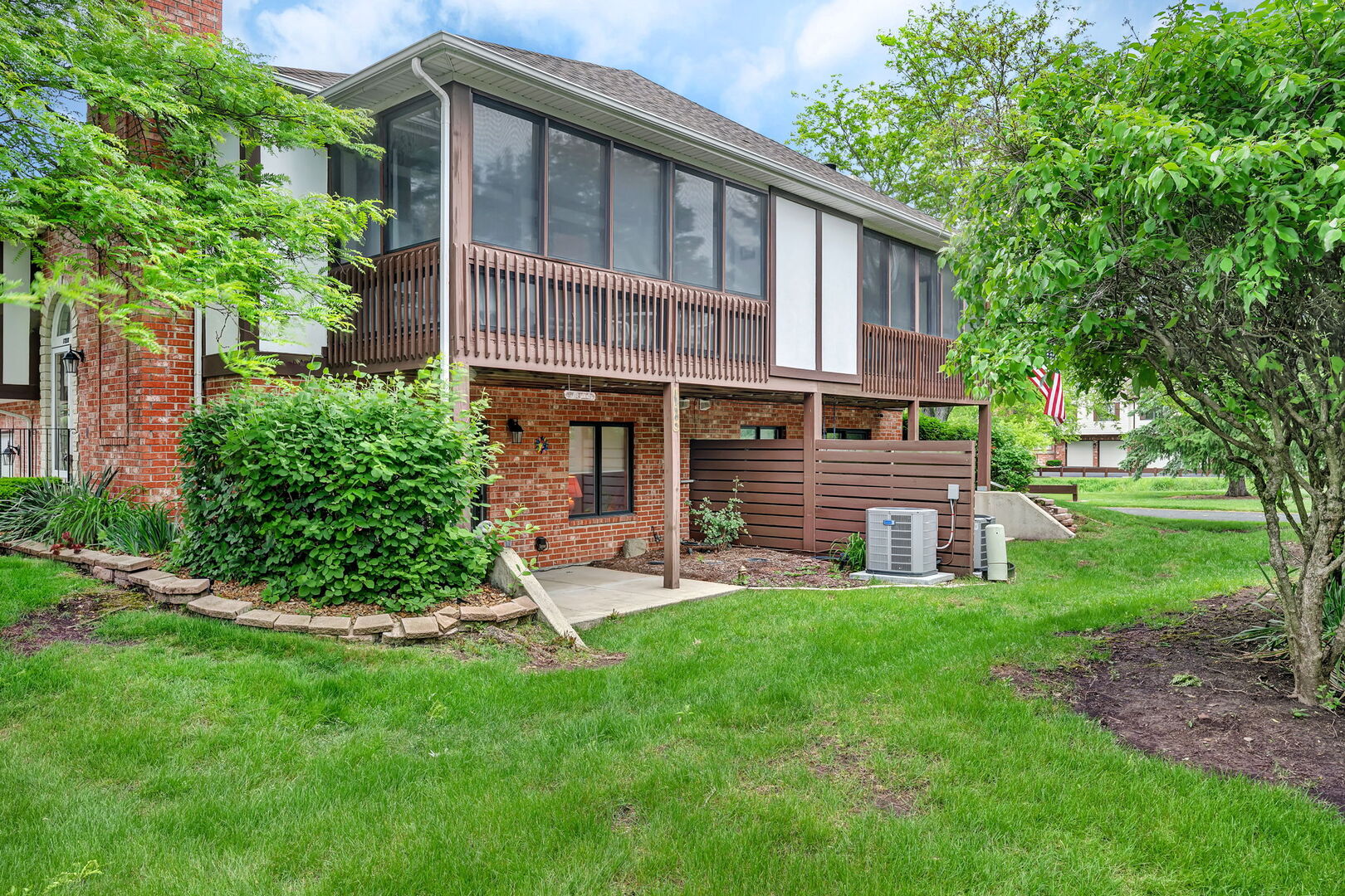 17808 Cameron Parkway, Orland Park, IL 60467