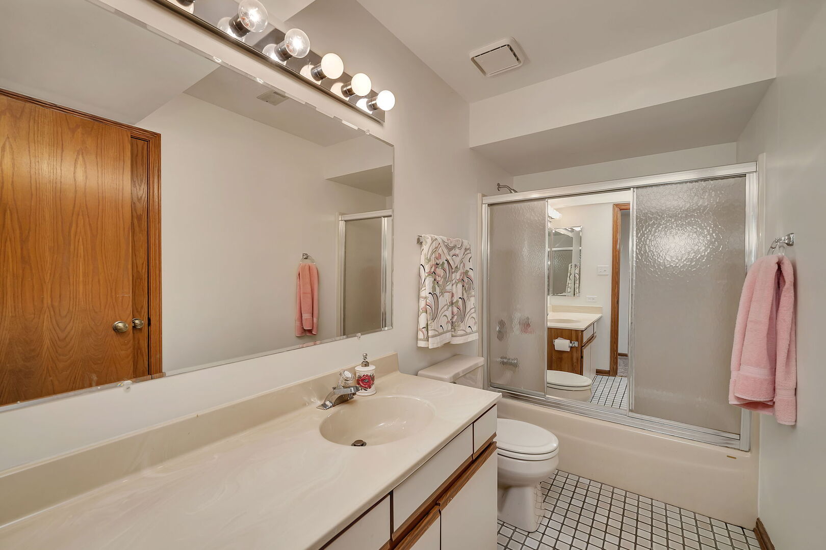 17808 Cameron Parkway, Orland Park, IL 60467