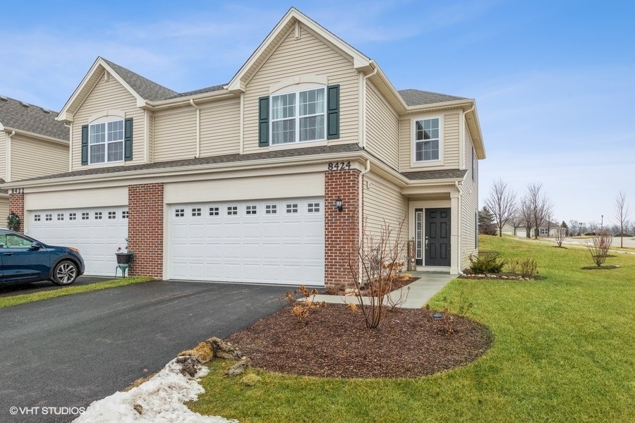 8424 Stillwater Road, Wonder Lake, IL 60097