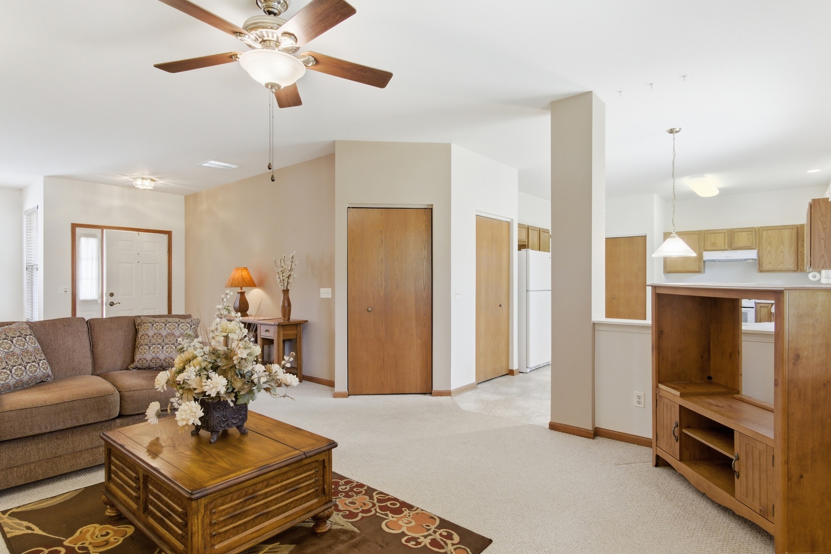672 Cadillac Circle, Romeoville, IL 60446