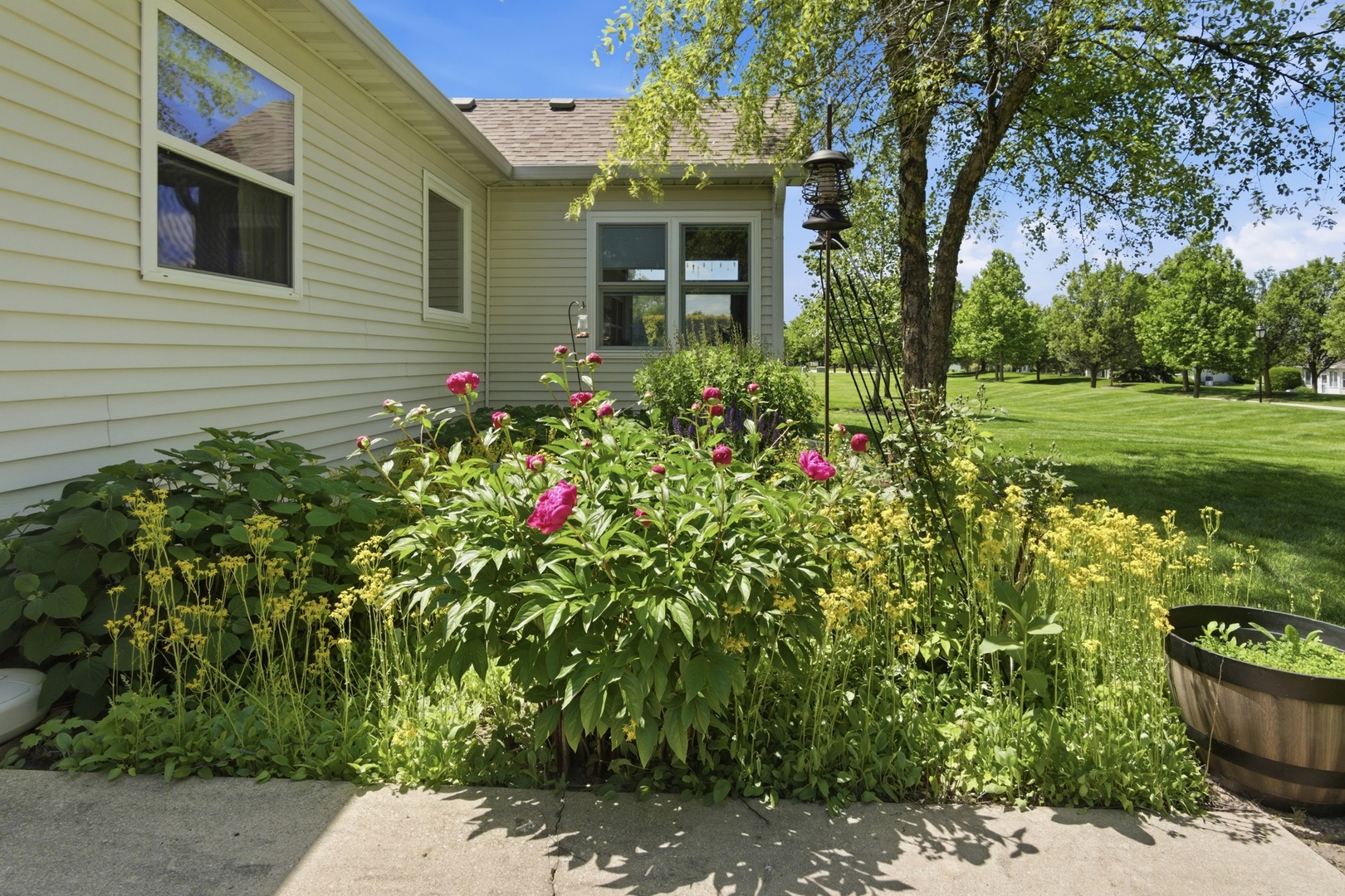 672 Cadillac Circle, Romeoville, IL 60446
