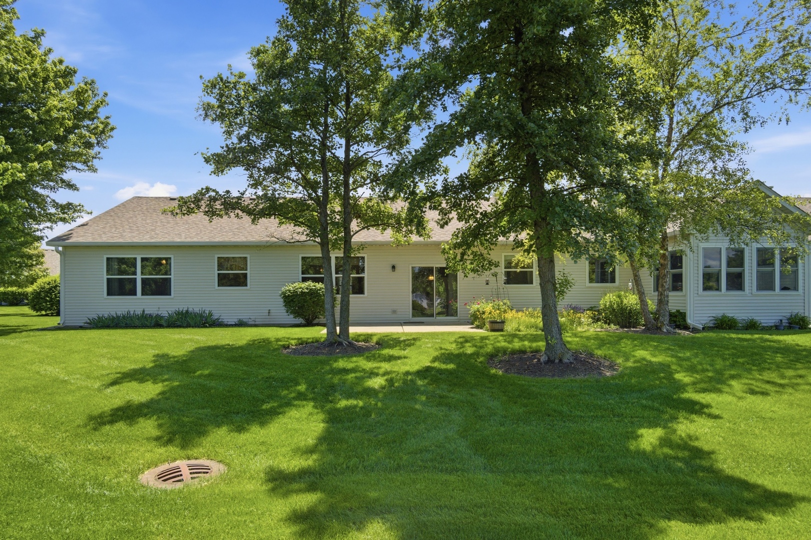 672 Cadillac Circle, Romeoville, IL 60446