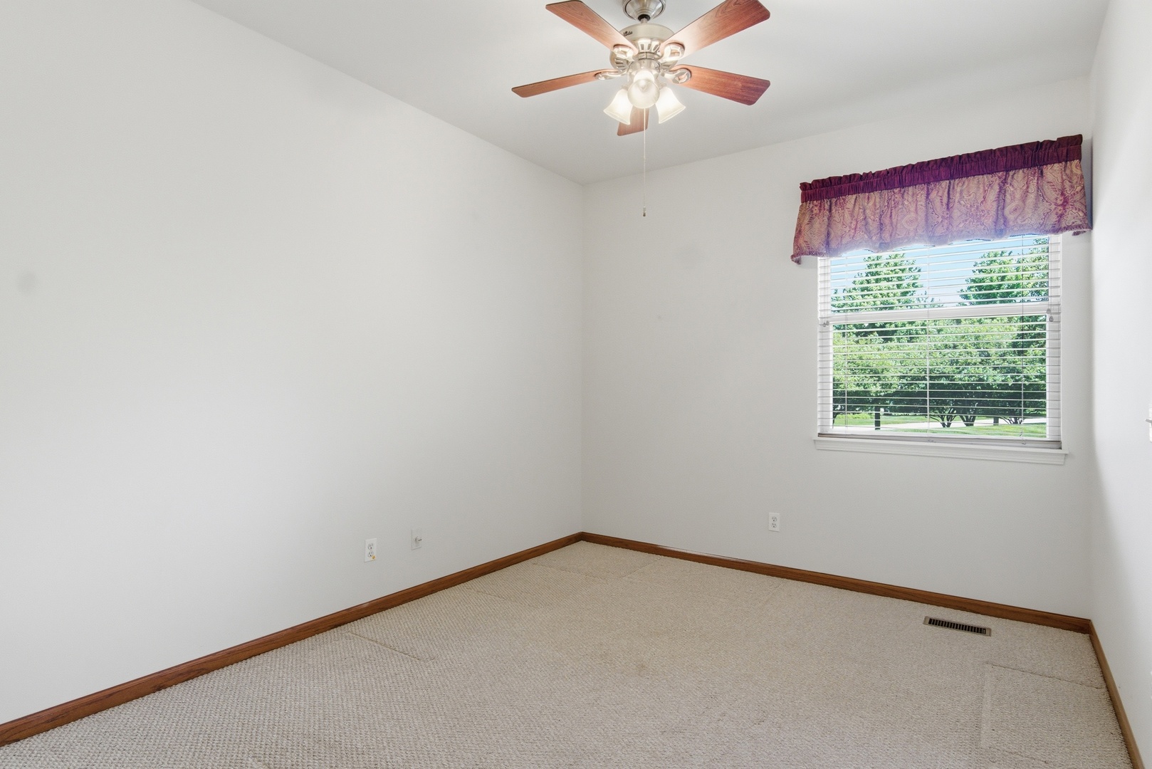 672 Cadillac Circle, Romeoville, IL 60446