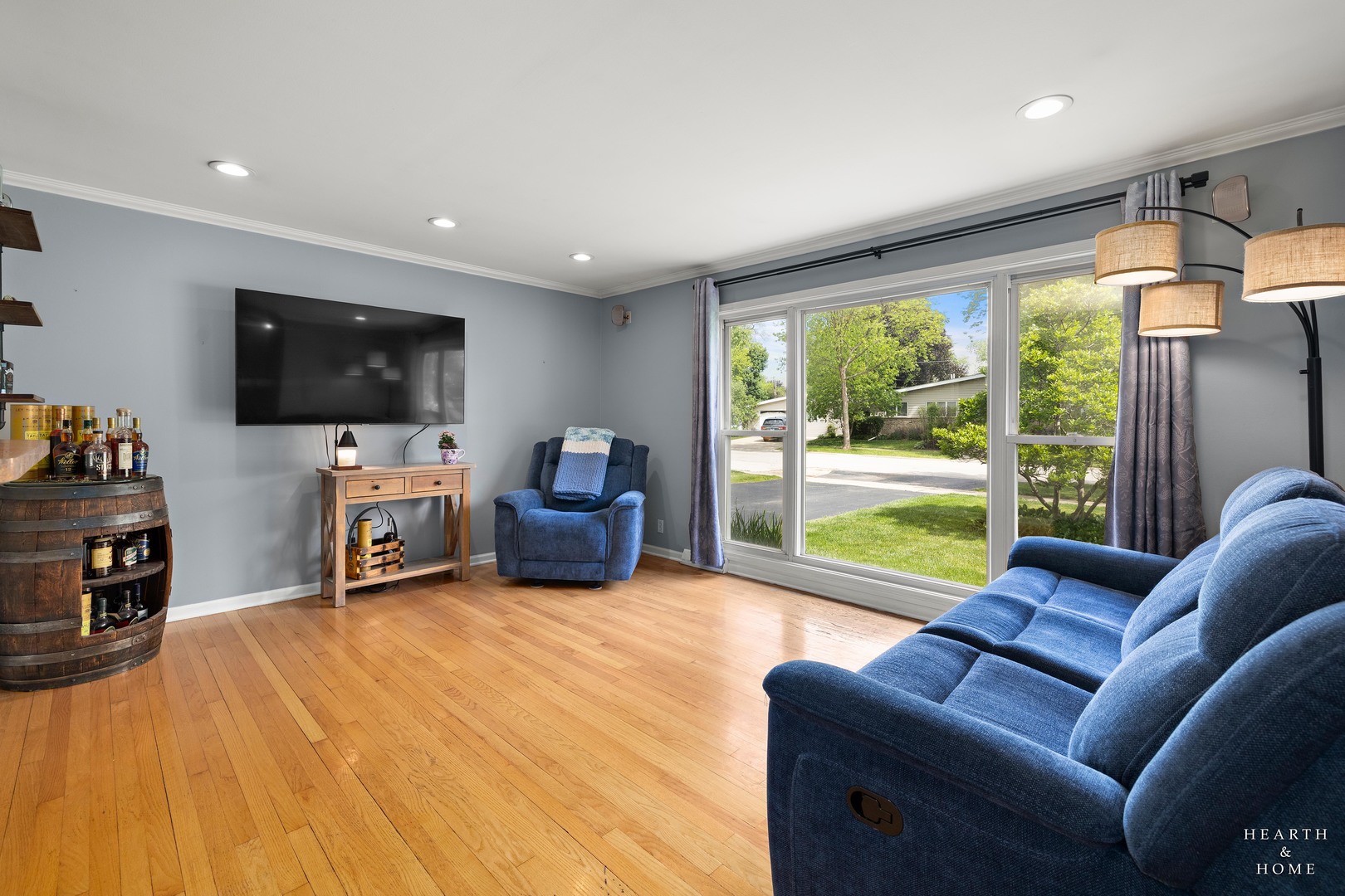 725 E Eisenhower Avenue, Palatine, IL 60074