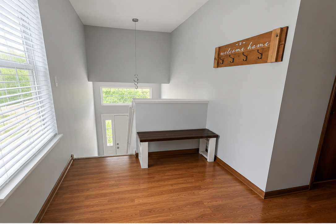 2260 Woodside Drive, Carpentersville, IL 60110