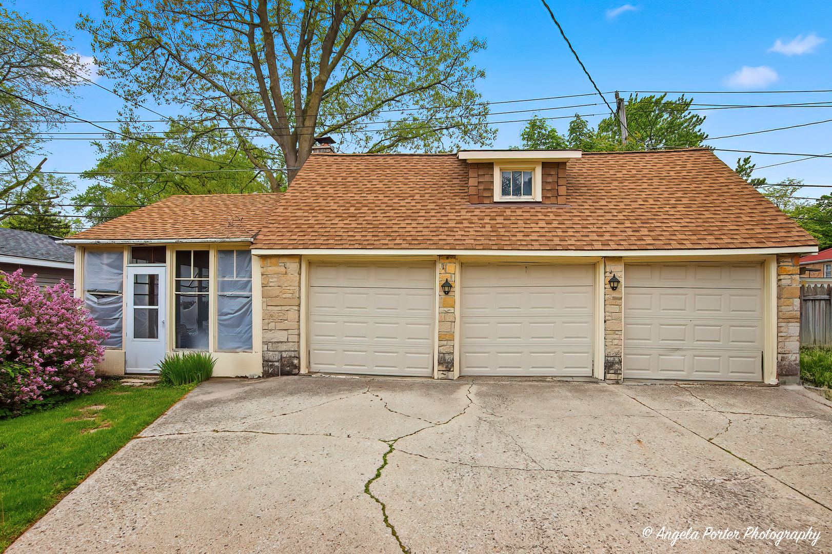 1608 Henry Place, Waukegan, IL 60085