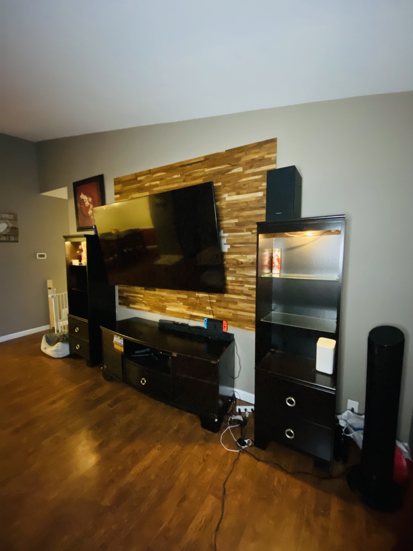 21W581 North Avenue #83, Lombard, IL 60148