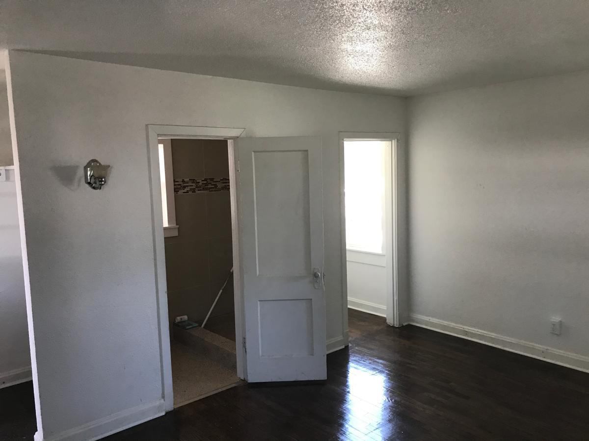 242 46th Street, Moline, IL 61265