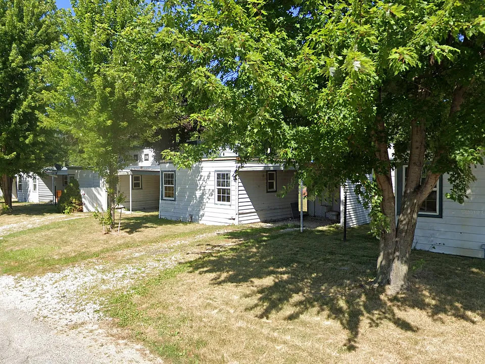 242 46th Street, Moline, IL 61265