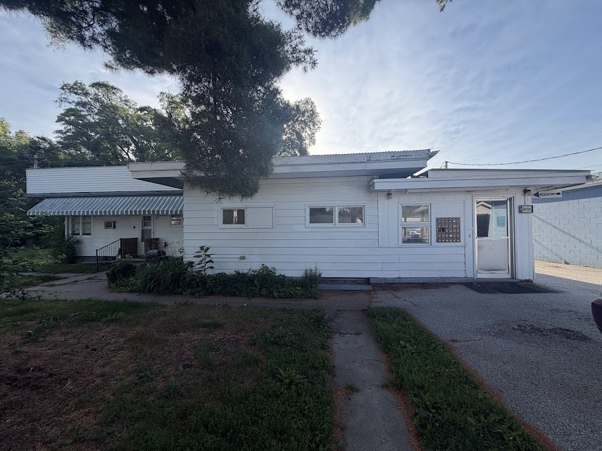 242 46th Street, Moline, IL 61265